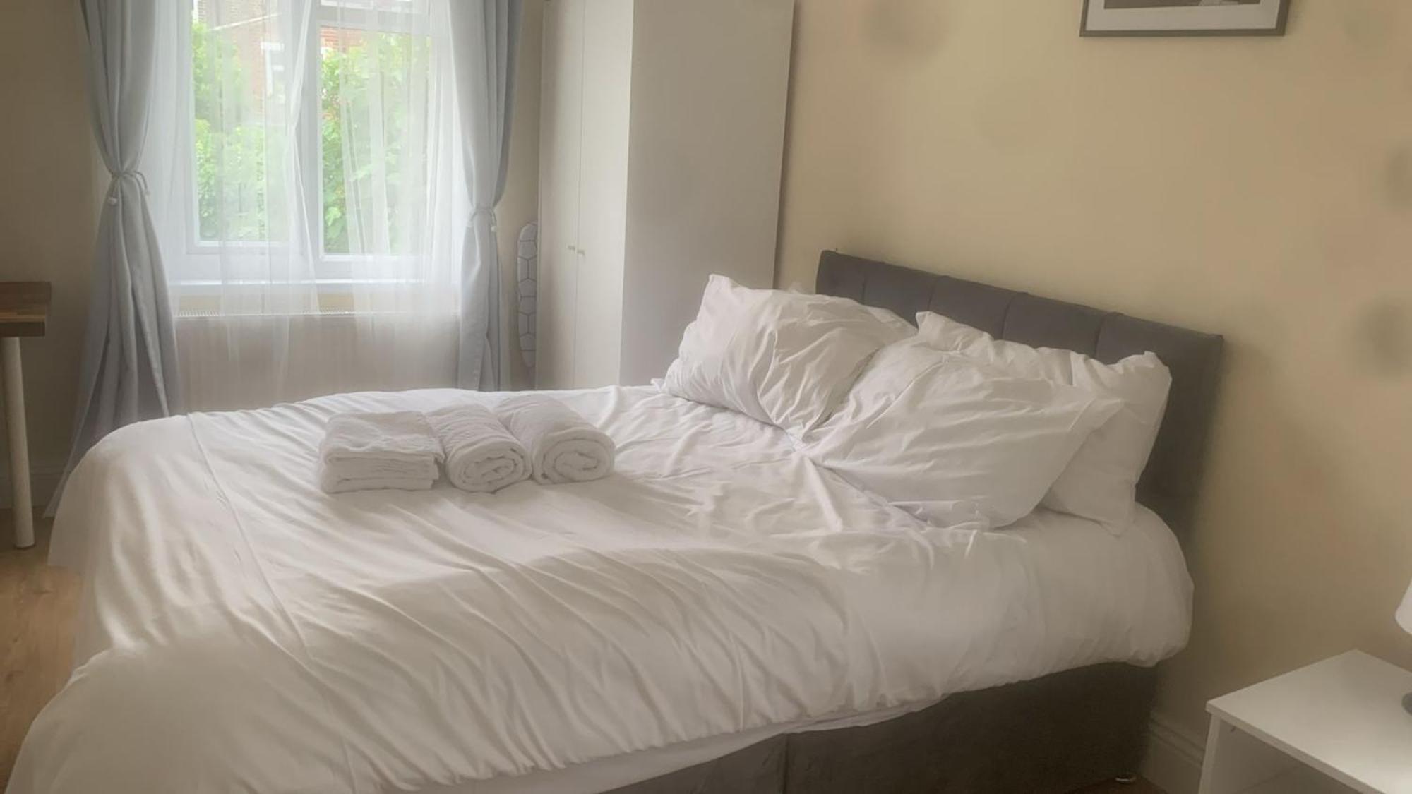 لندن Specious Studio Flats المظهر الخارجي الصورة